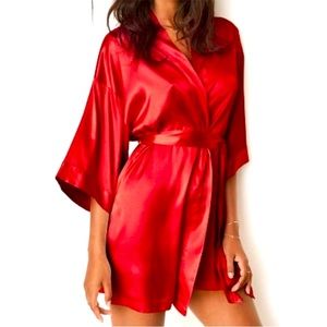 Victorias Secret Satin Robe Red
